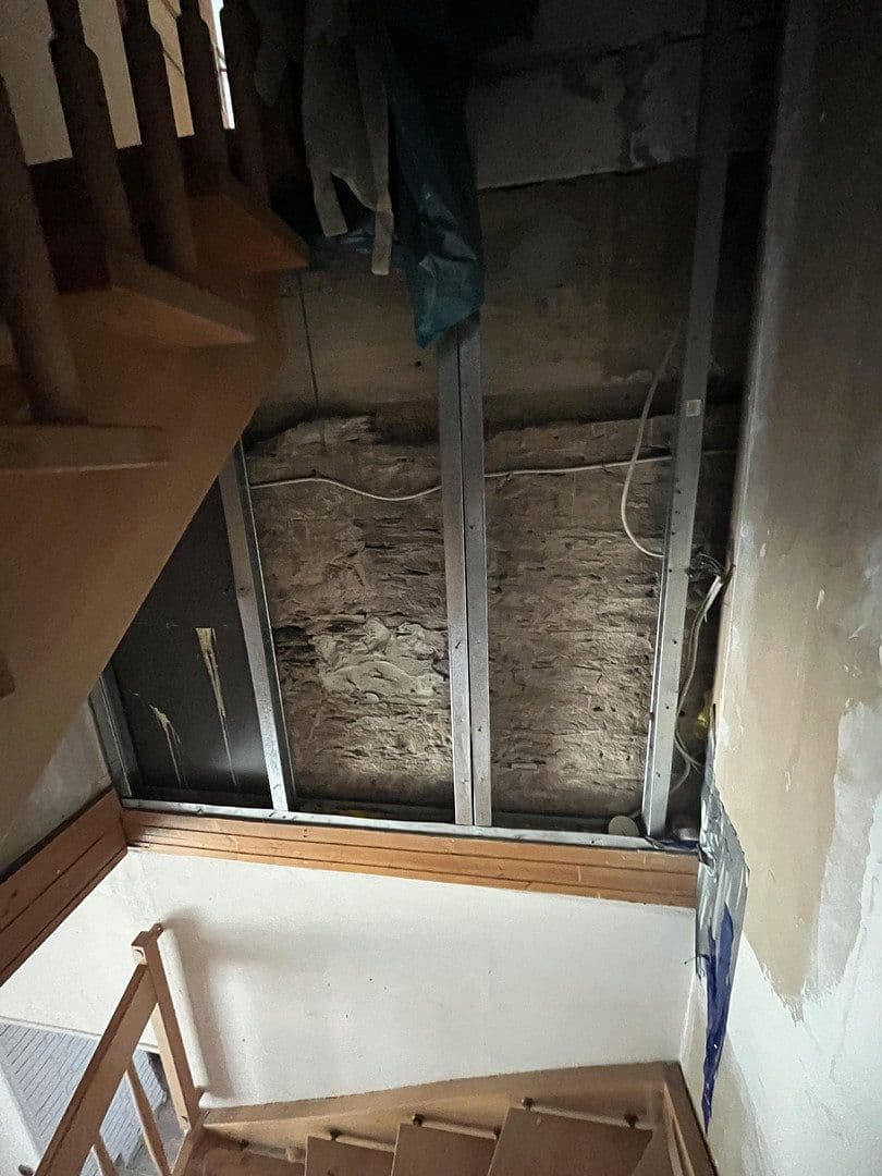 Predaj domu 140 m², pozemok 1.813 m², Kinheim, Porýnie-Falcko Predaj domu 140 m², pozemok 1.813 m², Kinheim, Porýnie-Falcko