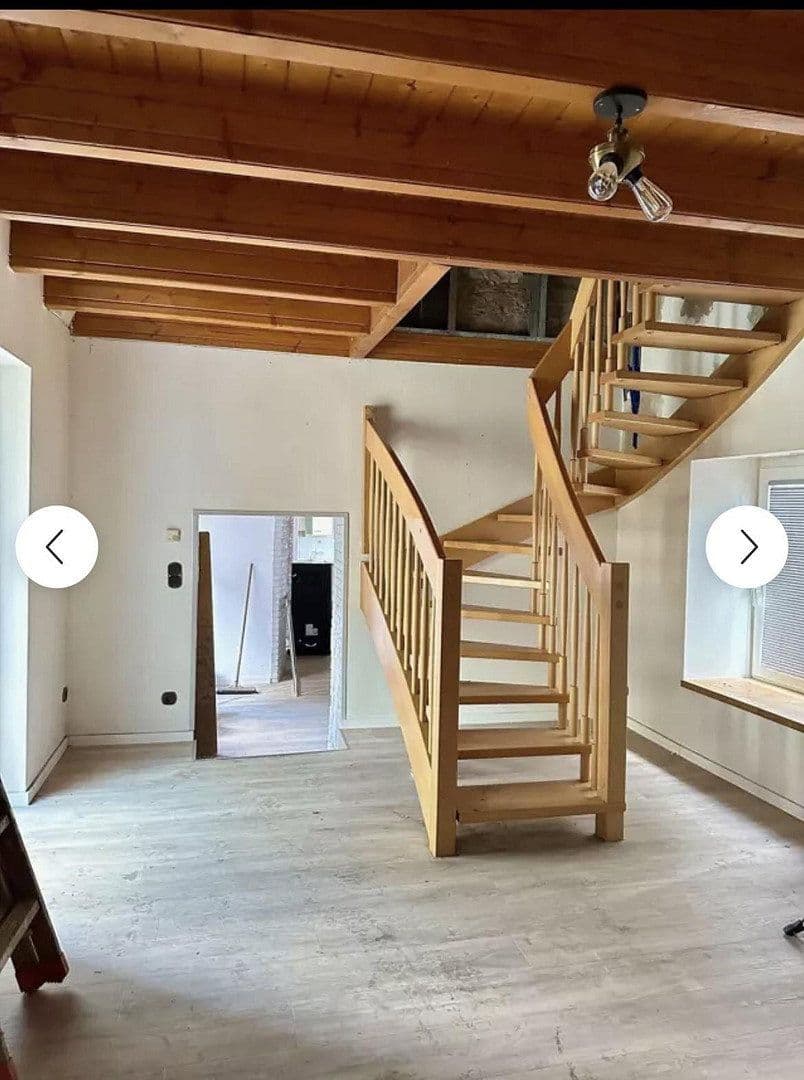 Predaj domu 140 m², pozemok 1.813 m², Kinheim, Porýnie-Falcko Predaj domu 140 m², pozemok 1.813 m², Kinheim, Porýnie-Falcko