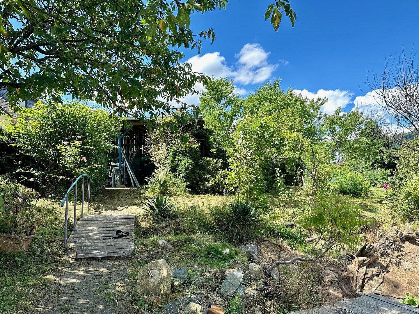 Predaj domu 140 m², pozemok 1.813 m², Kinheim, Porýnie-Falcko Predaj domu 140 m², pozemok 1.813 m², Kinheim, Porýnie-Falcko