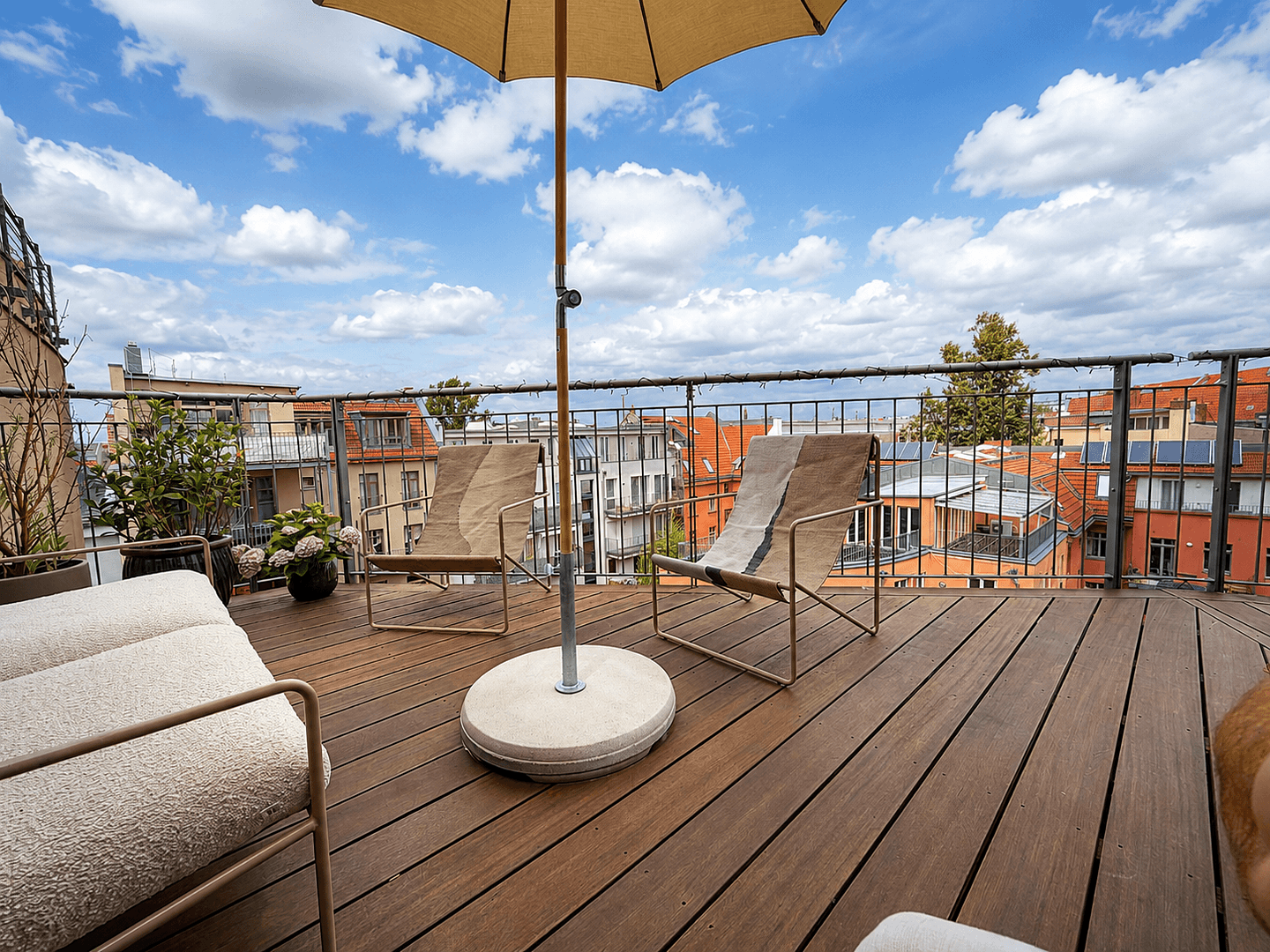 Predaj bytu 3-izbový 132 m², Berlin, Berlín Predaj bytu 3-izbový 132 m², Berlin, Berlín