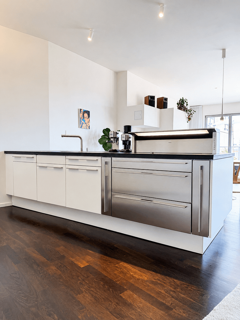 Predaj bytu 3-izbový 132 m², Berlin, Berlín Predaj bytu 3-izbový 132 m², Berlin, Berlín