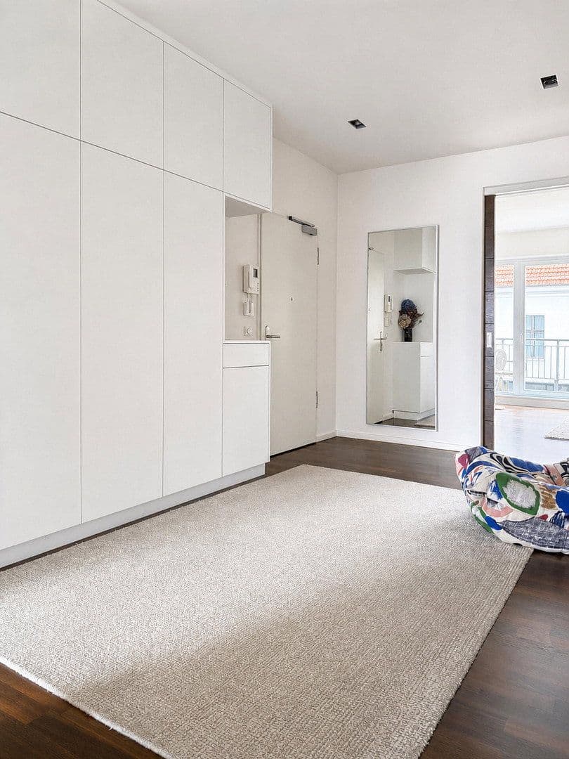 Predaj bytu 3-izbový 132 m², Berlin, Berlín Predaj bytu 3-izbový 132 m², Berlin, Berlín