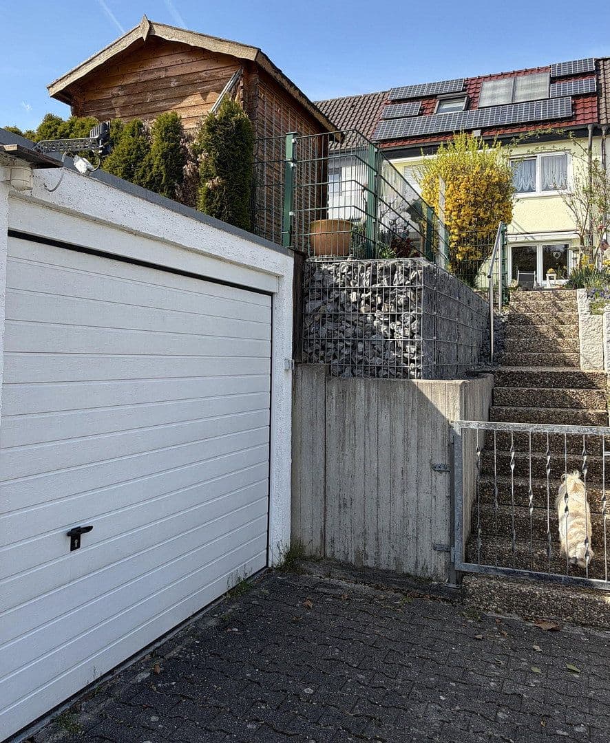 Predaj domu 115 m², pozemok 240 m², Weinsberg, Bádensko-Wurttembersko Predaj domu 115 m², pozemok 240 m², Weinsberg, Bádensko-Wurttembersko
