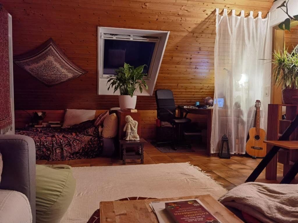 Prenájom bytu 1-izbový 40 m², Auf der Ayl 59, Trier, Porýnie-Falcko Prenájom bytu 1-izbový 40 m², Auf der Ayl 59, Trier, Porýnie-Falcko