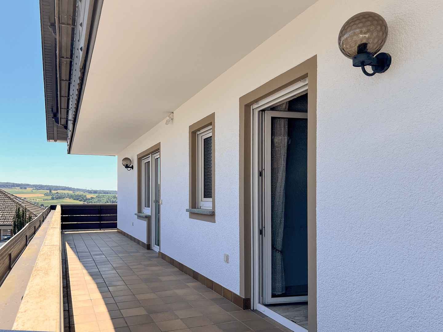 Predaj domu 250 m², pozemok 853 m², Staufenberg, Hesensko Predaj domu 250 m², pozemok 853 m², Staufenberg, Hesensko