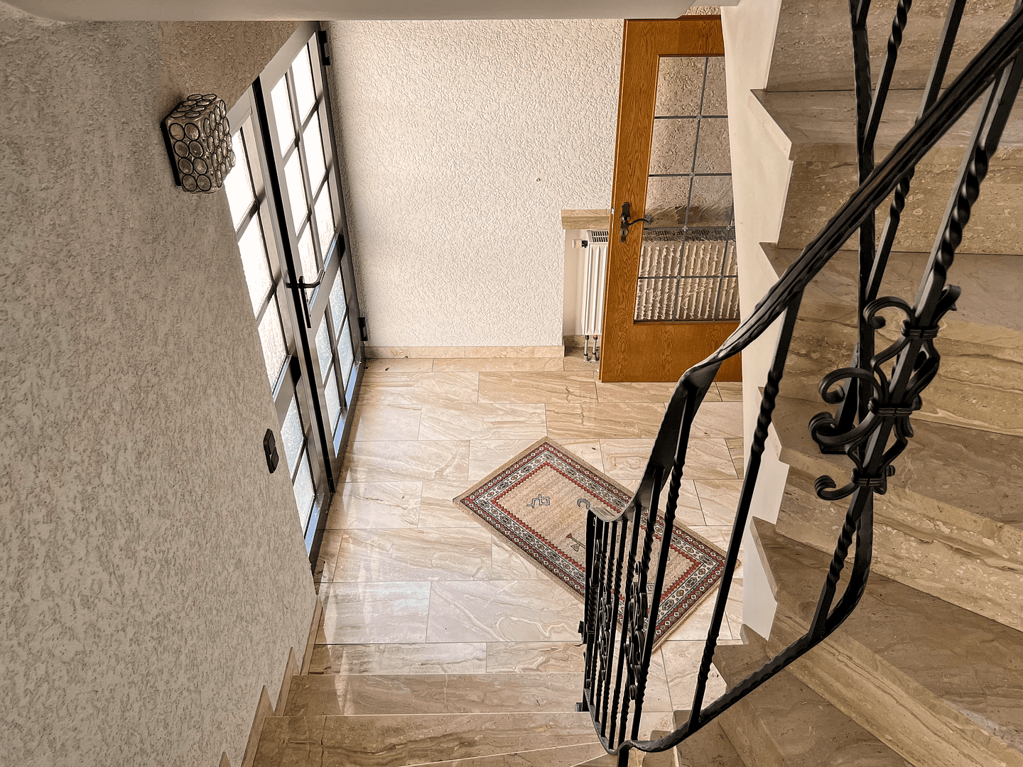Predaj domu 250 m², pozemok 853 m², Staufenberg, Hesensko Predaj domu 250 m², pozemok 853 m², Staufenberg, Hesensko