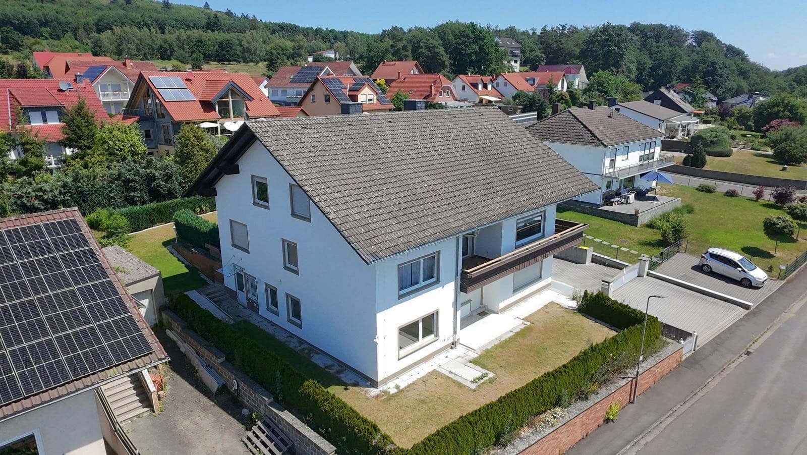 Predaj domu 250 m², pozemok 853 m², Staufenberg, Hesensko Predaj domu 250 m², pozemok 853 m², Staufenberg, Hesensko