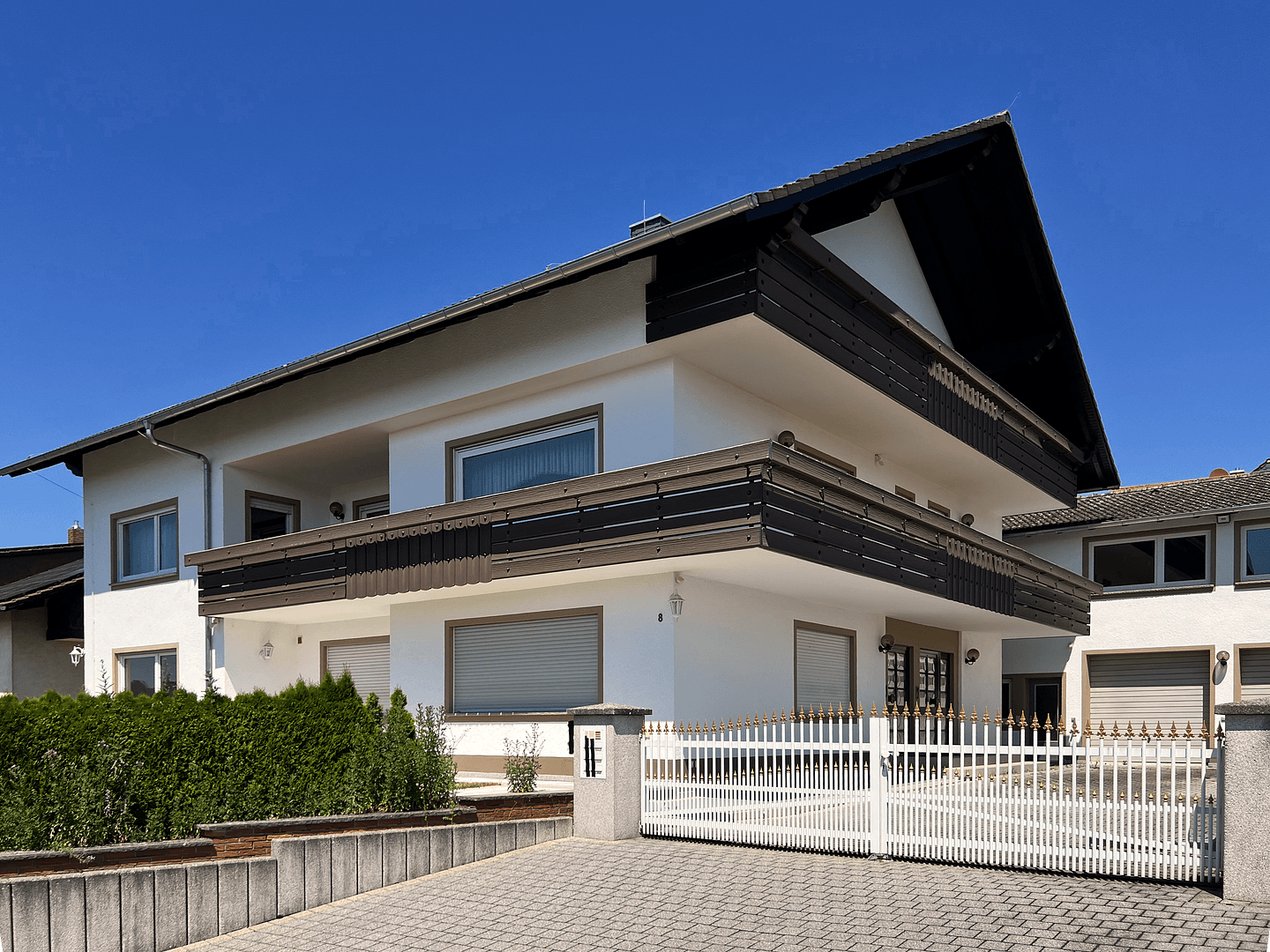 Predaj domu 250 m², pozemok 853 m², Staufenberg, Hesensko Predaj domu 250 m², pozemok 853 m², Staufenberg, Hesensko