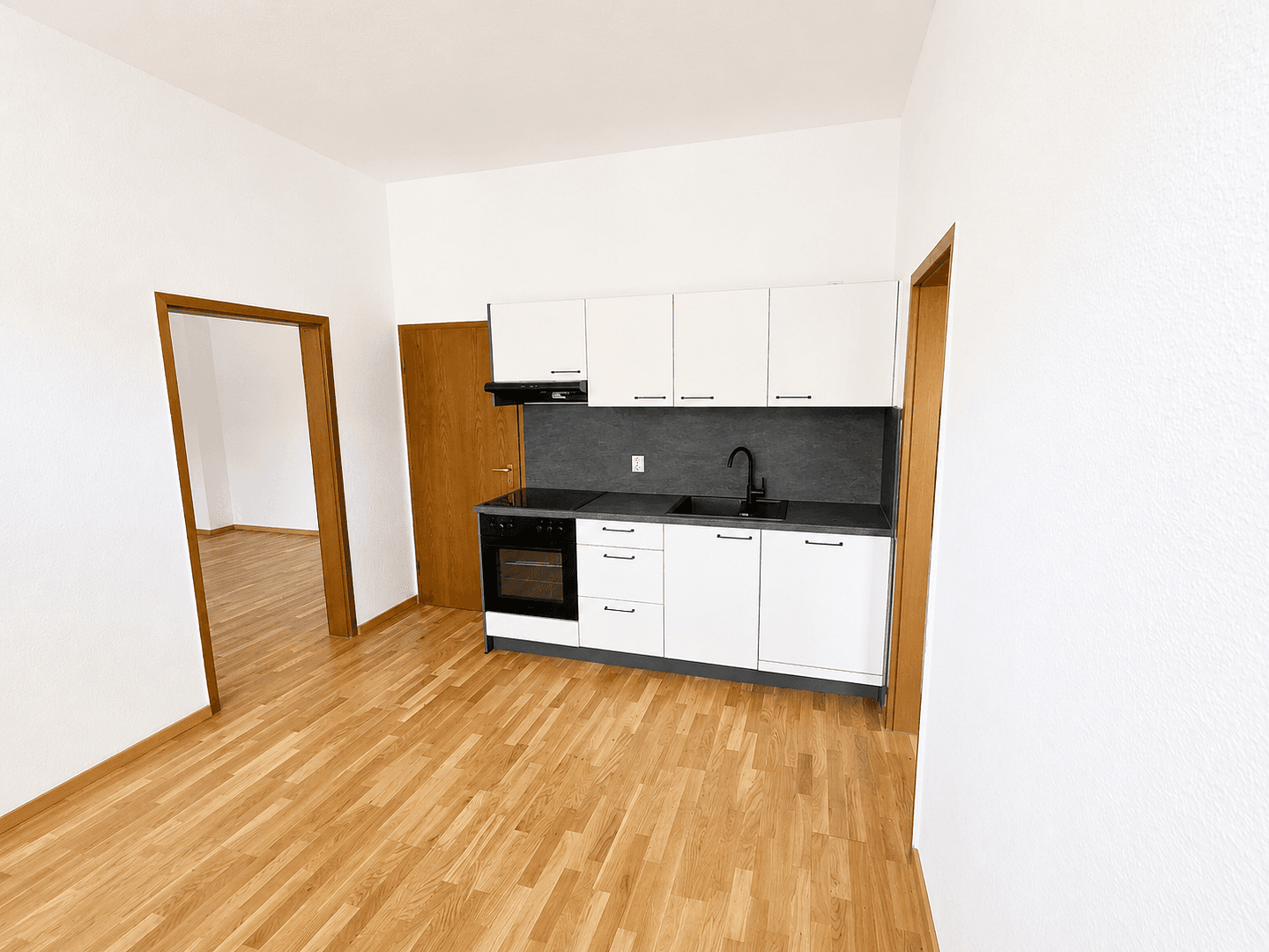 Prenájom bytu 2-izbový 53 m², Ernst-Moritz-Arndt-Str. 3, Halle (Saale), Sasko-Anhaltsko Prenájom bytu 2-izbový 53 m², Ernst-Moritz-Arndt-Str. 3, Halle (Saale), Sasko-Anhaltsko