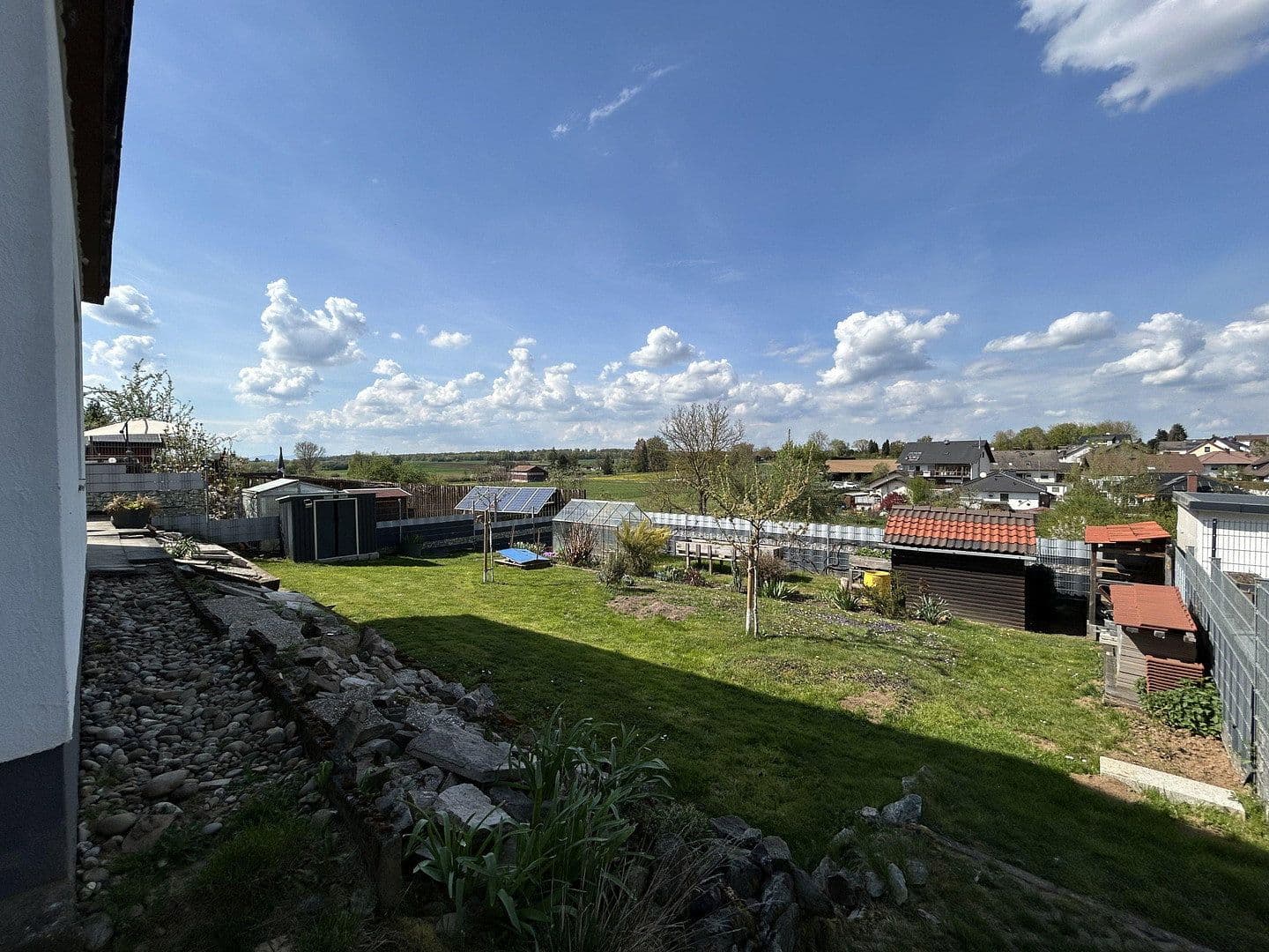Predaj domu 200 m², pozemok 628 m², Hammersbach, Hesensko Predaj domu 200 m², pozemok 628 m², Hammersbach, Hesensko