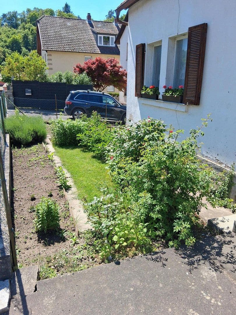 Predaj pozemku 715 m², Würzburg-Unterdürrbach, Bavorsko Predaj pozemku 715 m², Würzburg-Unterdürrbach, Bavorsko