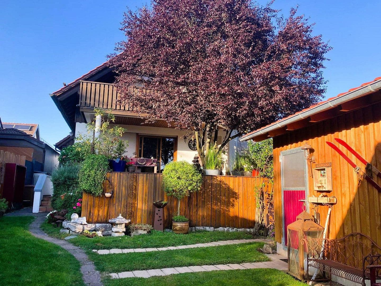 Predaj domu 129 m², pozemok 1.354 m², Wüstenrot, Bádensko-Wurttembersko Predaj domu 129 m², pozemok 1.354 m², Wüstenrot, Bádensko-Wurttembersko