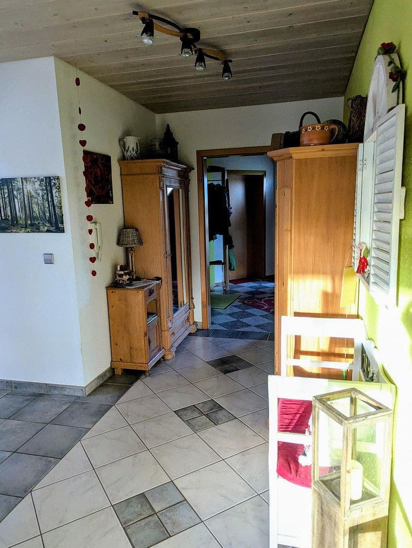 Predaj domu 129 m², pozemok 1.354 m², Wüstenrot, Bádensko-Wurttembersko Predaj domu 129 m², pozemok 1.354 m², Wüstenrot, Bádensko-Wurttembersko