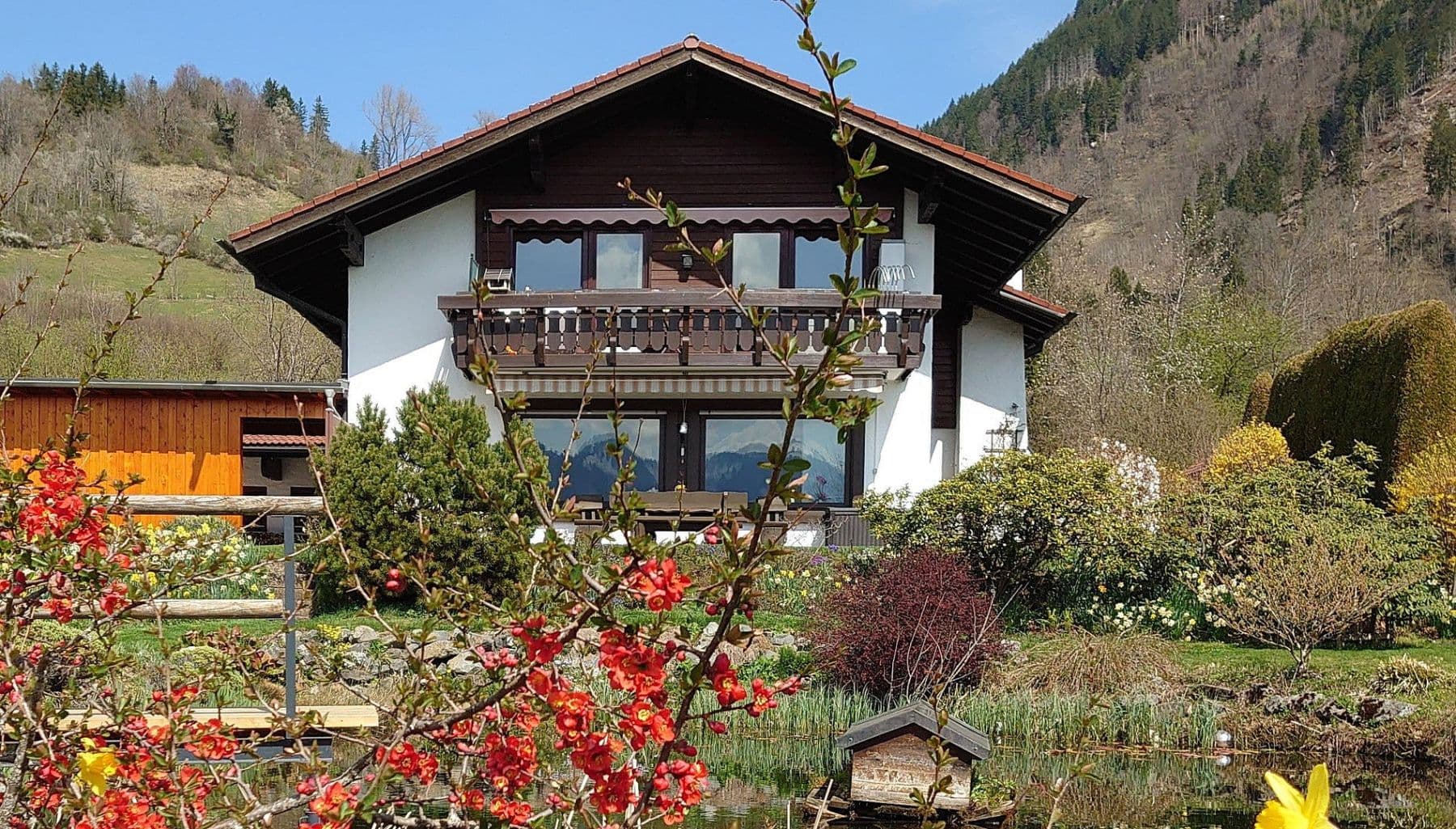 Predaj domu 200 m², pozemok 874 m², An der Schanz 1a, Burgberg im Allgäu, Bavorsko Predaj domu 200 m², pozemok 874 m², An der Schanz 1a, Burgberg im Allgäu, Bavorsko
