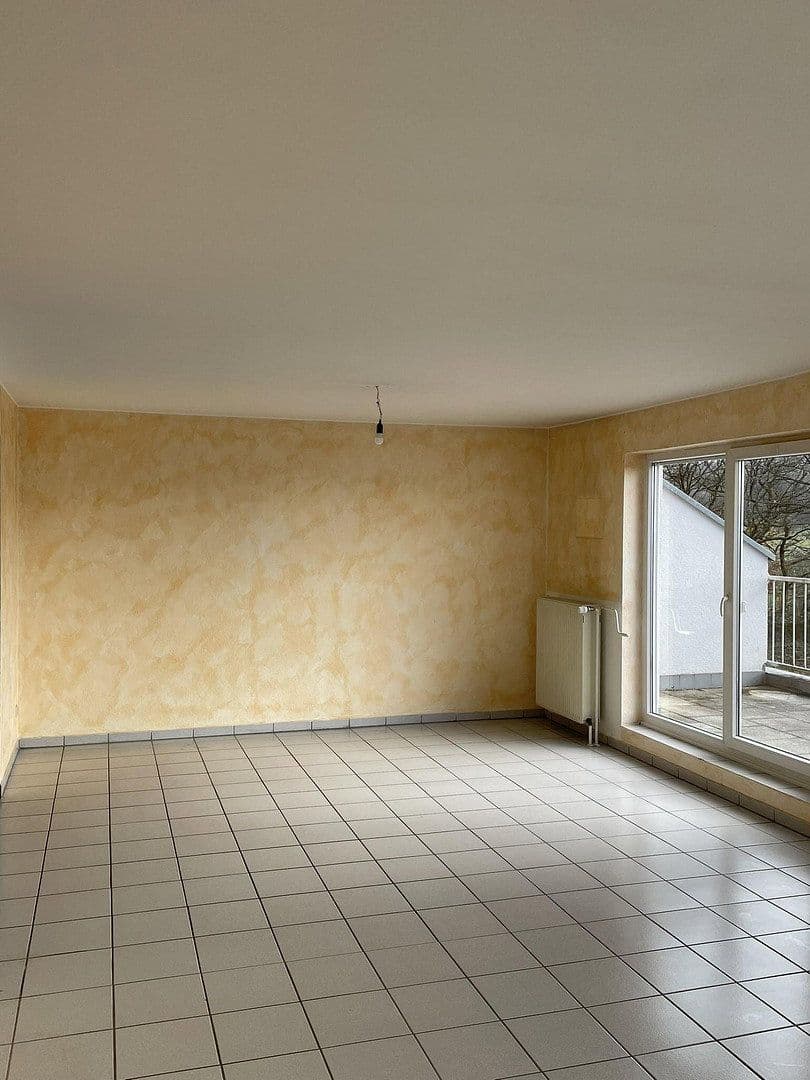 Predaj bytu 3-izbový 106 m², Konz, Porýnie-Falcko Predaj bytu 3-izbový 106 m², Konz, Porýnie-Falcko