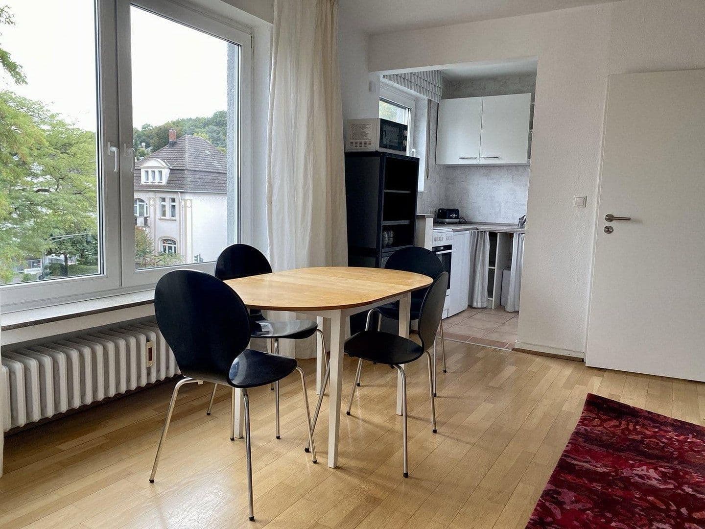 Prenájom bytu 2-izbový 45 m², Bonn Bad Godesberg, Severné Porýnie - Westfálsko Prenájom bytu 2-izbový 45 m², Bonn Bad Godesberg, Severné Porýnie - Westfálsko