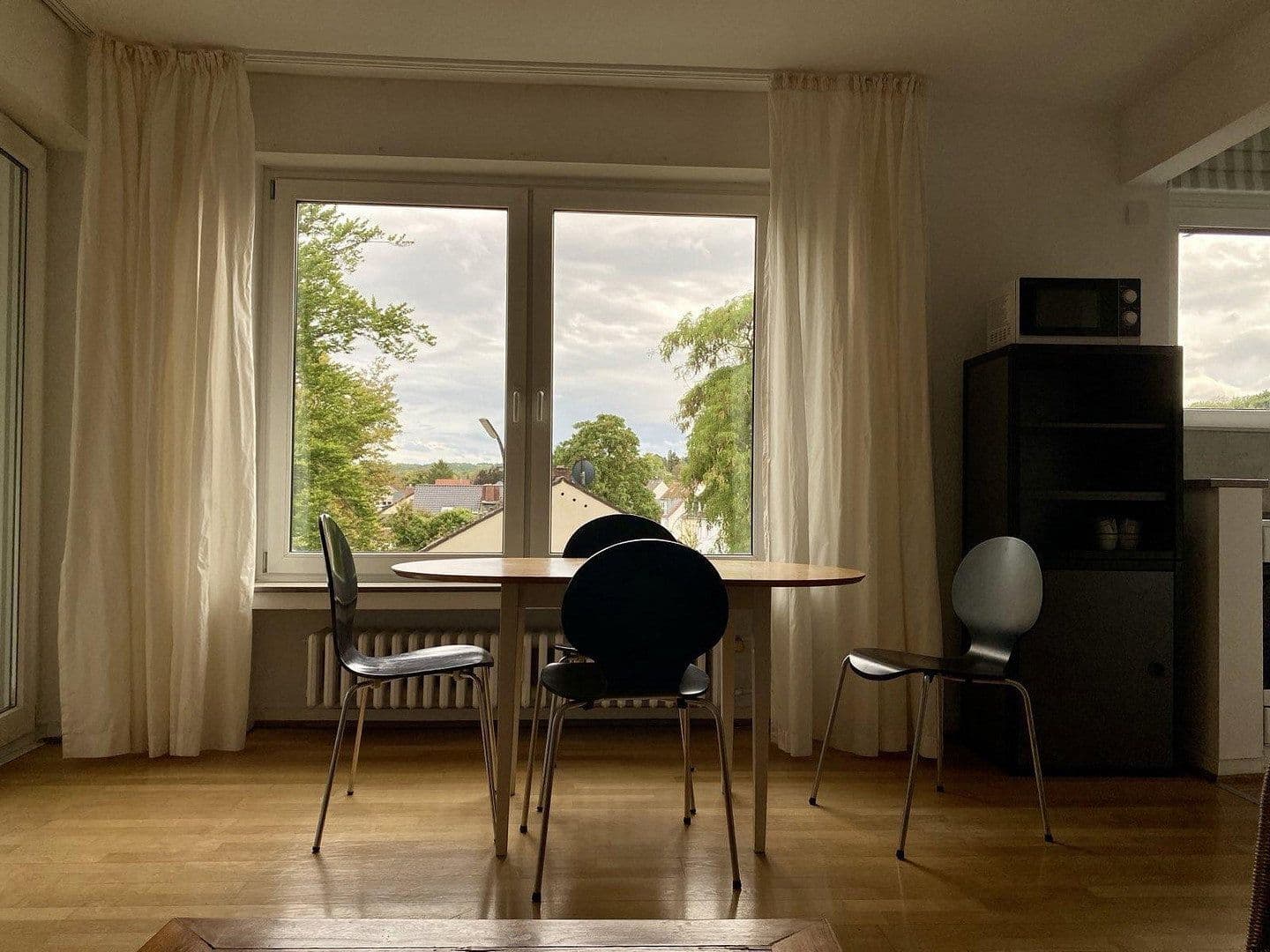 Prenájom bytu 2-izbový 45 m², Bonn Bad Godesberg, Severné Porýnie - Westfálsko Prenájom bytu 2-izbový 45 m², Bonn Bad Godesberg, Severné Porýnie - Westfálsko