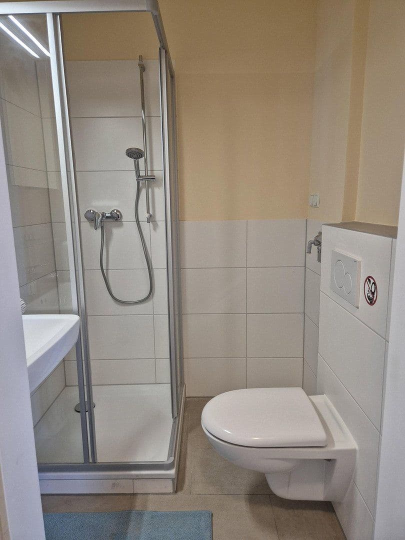 Prenájom bytu 2-izbový 45 m², Bonn Bad Godesberg, Severné Porýnie - Westfálsko Prenájom bytu 2-izbový 45 m², Bonn Bad Godesberg, Severné Porýnie - Westfálsko