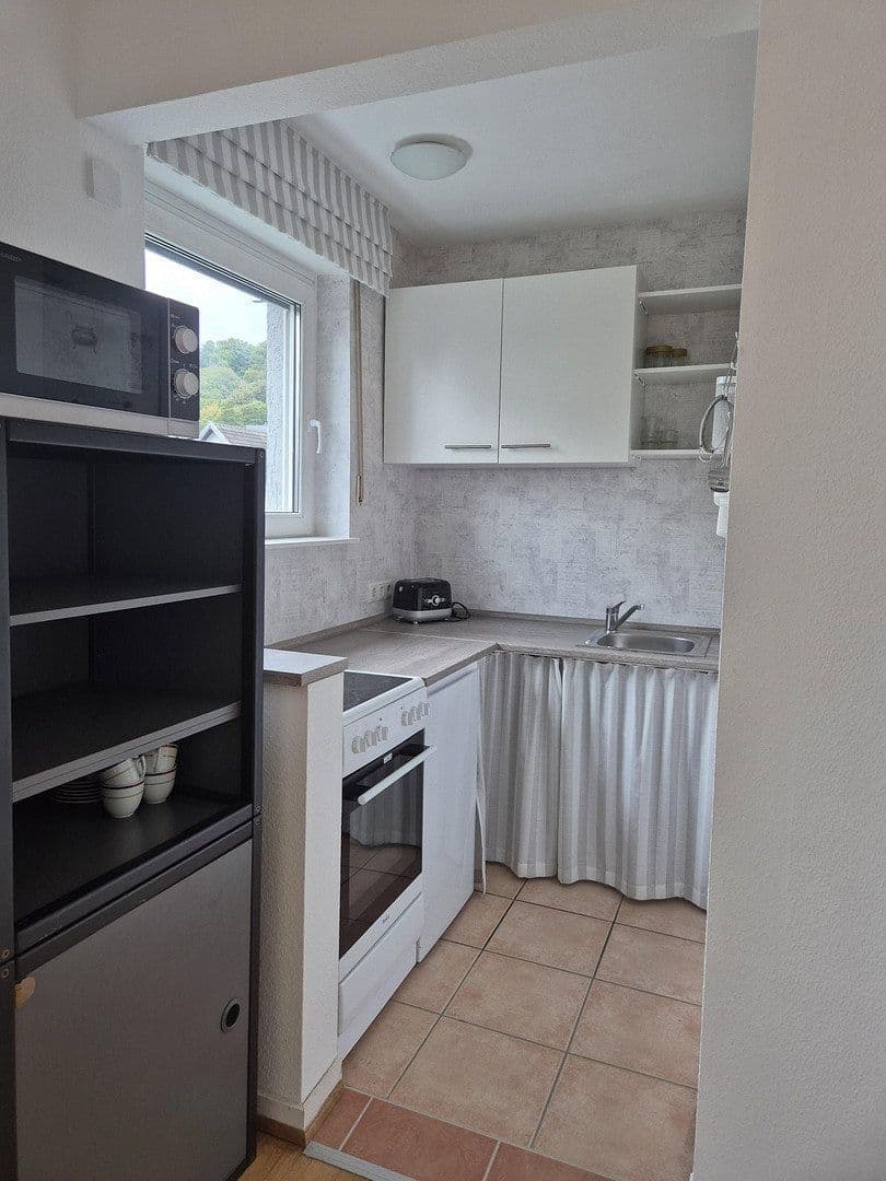 Prenájom bytu 2-izbový 45 m², Bonn Bad Godesberg, Severné Porýnie - Westfálsko Prenájom bytu 2-izbový 45 m², Bonn Bad Godesberg, Severné Porýnie - Westfálsko