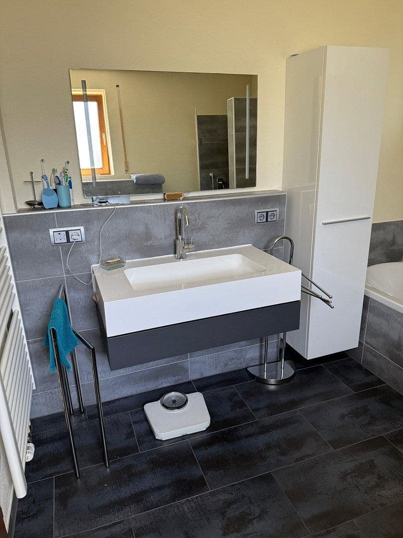 Predaj domu 180 m², pozemok 1.660 m², Sulzbach-Rosenberg, Bavorsko Predaj domu 180 m², pozemok 1.660 m², Sulzbach-Rosenberg, Bavorsko