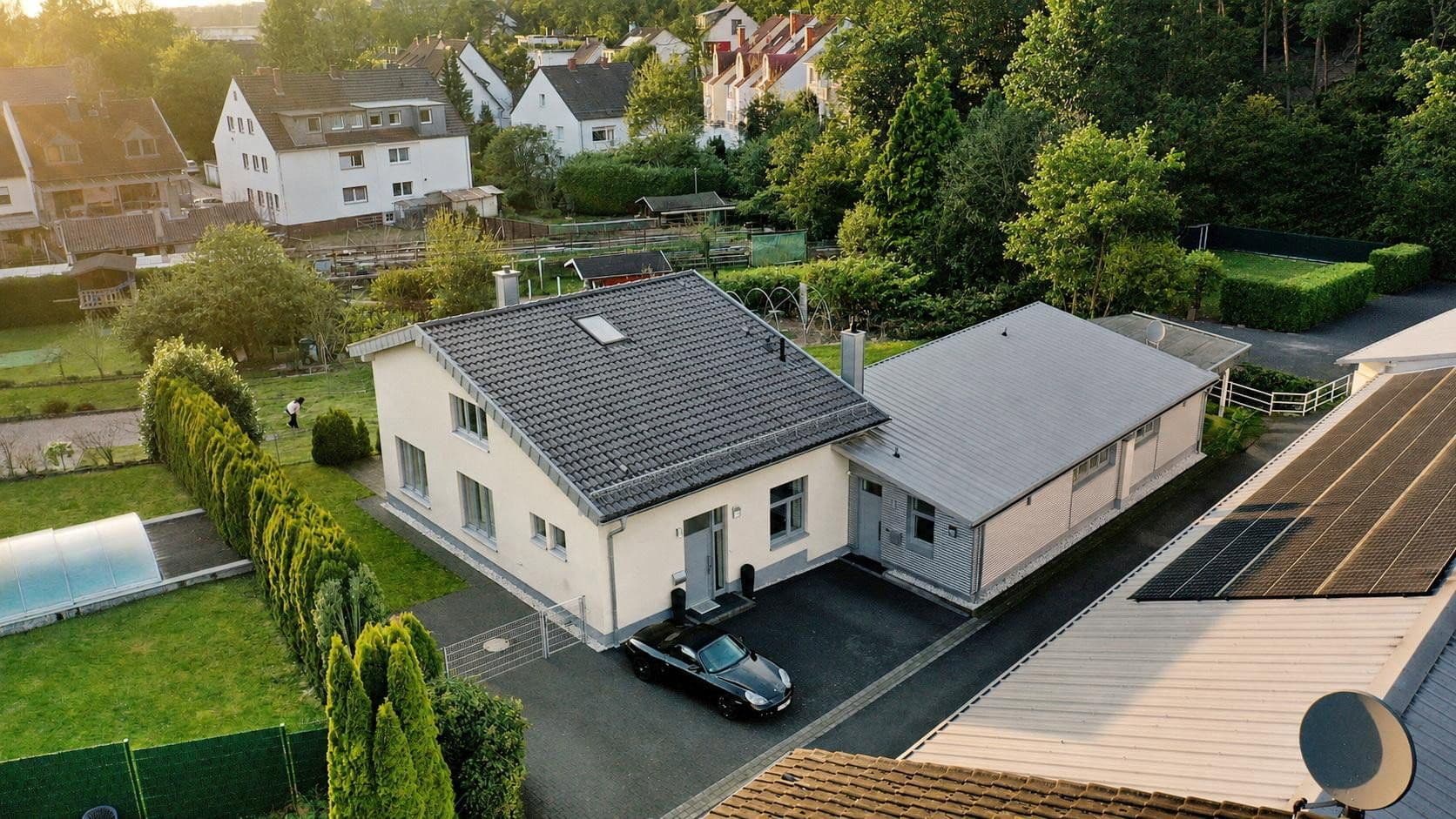 Predaj domu 235 m², pozemok 580 m², Bergisch Gladbach, Severné Porýnie - Westfálsko Predaj domu 235 m², pozemok 580 m², Bergisch Gladbach, Severné Porýnie - Westfálsko
