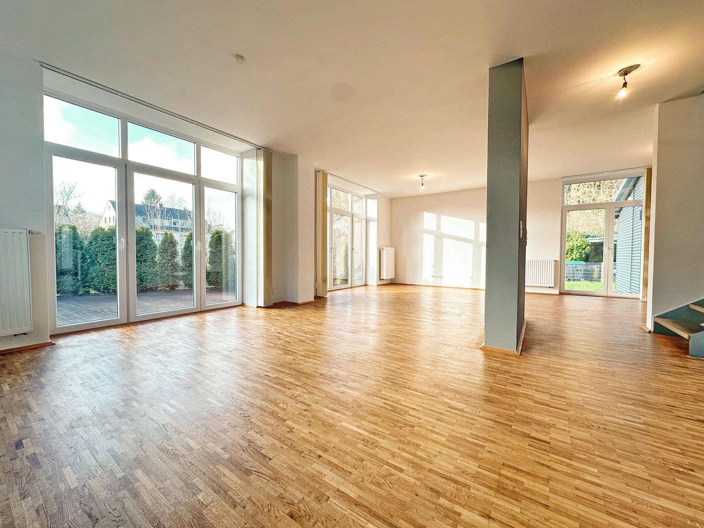 Predaj domu 235 m², pozemok 580 m², Bergisch Gladbach, Severné Porýnie - Westfálsko Predaj domu 235 m², pozemok 580 m², Bergisch Gladbach, Severné Porýnie - Westfálsko