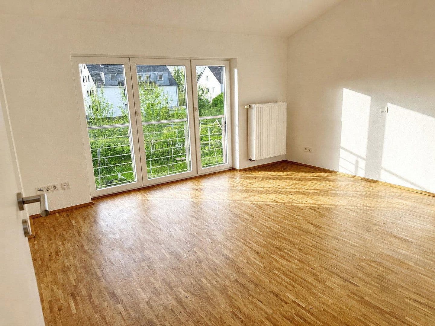 Predaj domu 235 m², pozemok 580 m², Bergisch Gladbach, Severné Porýnie - Westfálsko Predaj domu 235 m², pozemok 580 m², Bergisch Gladbach, Severné Porýnie - Westfálsko