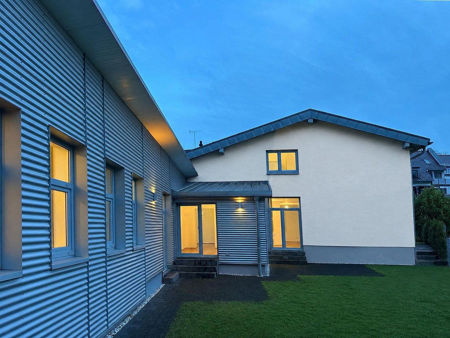 Predaj domu 235 m², pozemok 580 m², Bergisch Gladbach, Severné Porýnie - Westfálsko Predaj domu 235 m², pozemok 580 m², Bergisch Gladbach, Severné Porýnie - Westfálsko