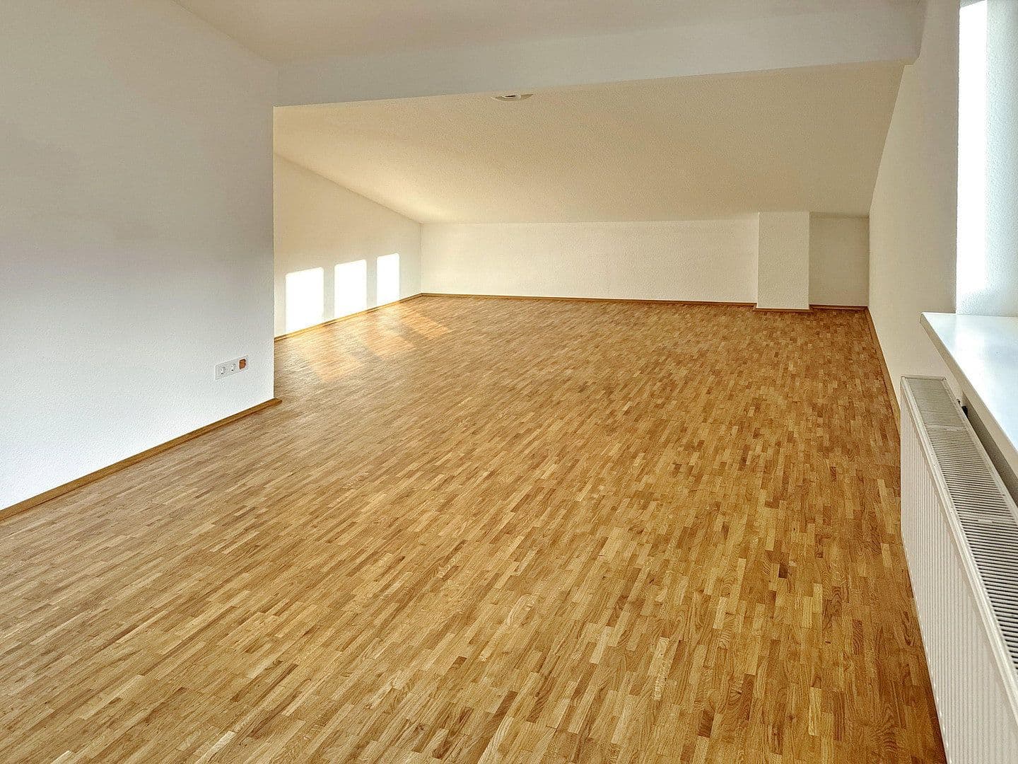 Predaj domu 235 m², pozemok 580 m², Bergisch Gladbach, Severné Porýnie - Westfálsko Predaj domu 235 m², pozemok 580 m², Bergisch Gladbach, Severné Porýnie - Westfálsko