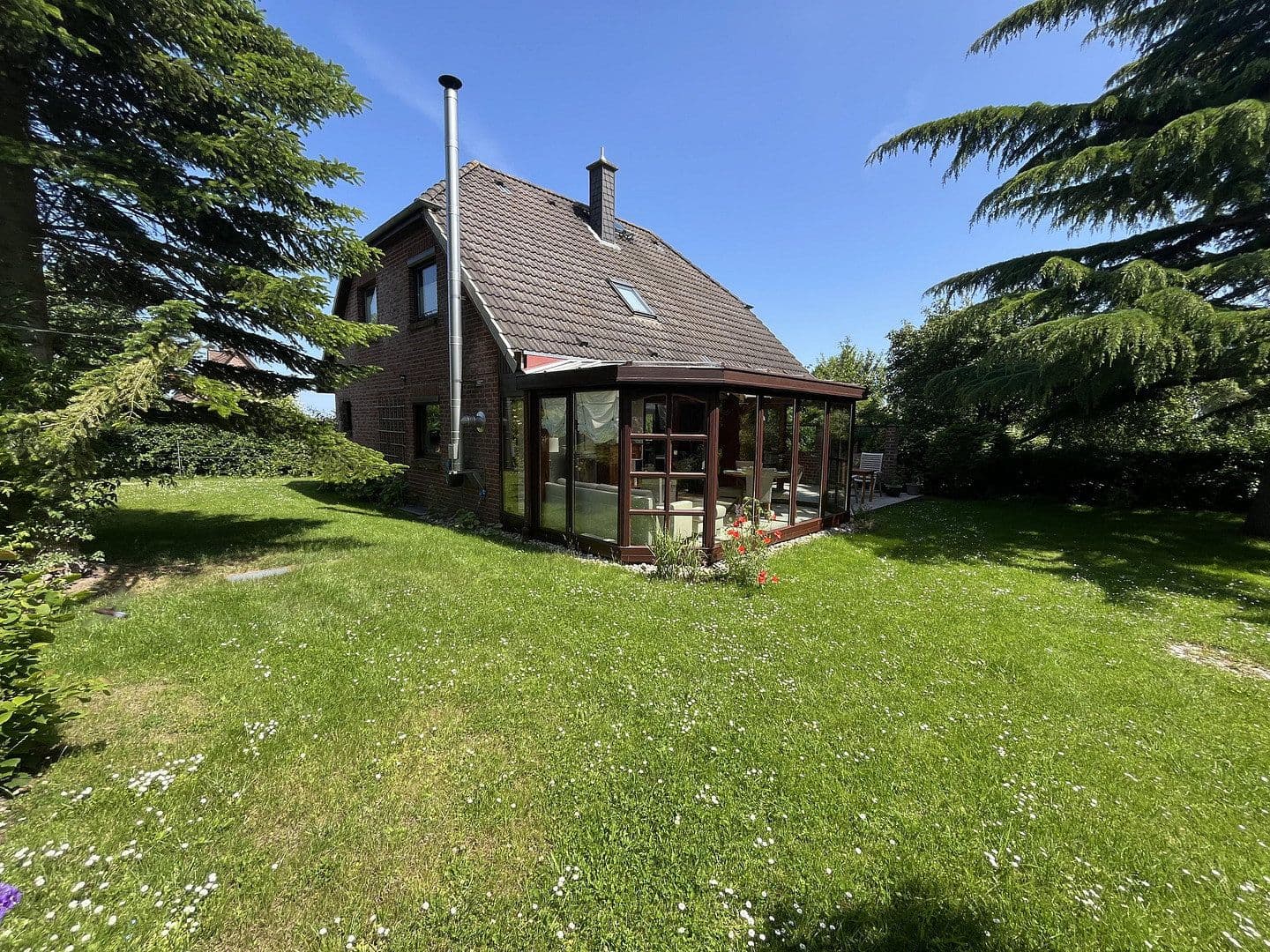 Predaj domu 140 m², pozemok 1.750 m², Heiligenhafen, Šlezvicko-Holštajnsko Predaj domu 140 m², pozemok 1.750 m², Heiligenhafen, Šlezvicko-Holštajnsko
