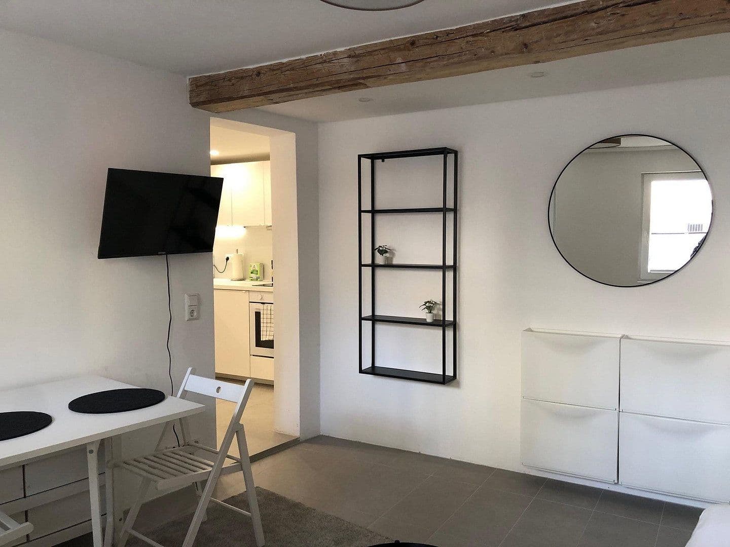 Prenájom bytu 1-izbový 27 m², Stuttgart, Bádensko-Wurttembersko Prenájom bytu 1-izbový 27 m², Stuttgart, Bádensko-Wurttembersko