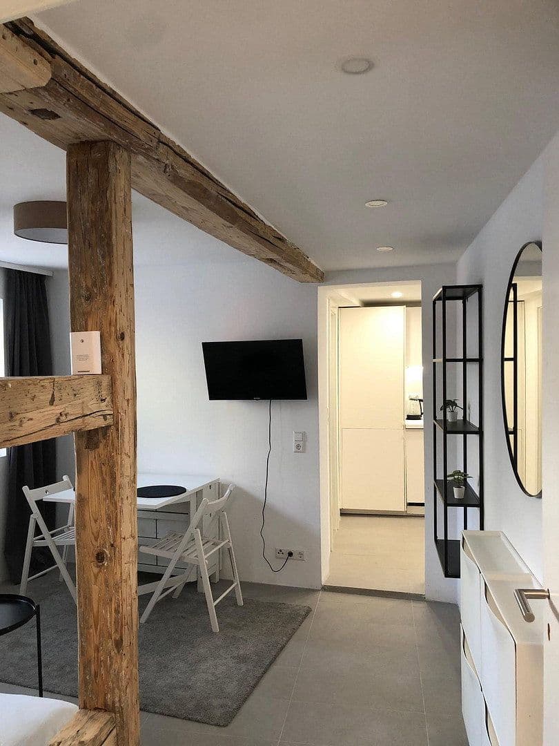 Prenájom bytu 1-izbový 27 m², Stuttgart, Bádensko-Wurttembersko Prenájom bytu 1-izbový 27 m², Stuttgart, Bádensko-Wurttembersko