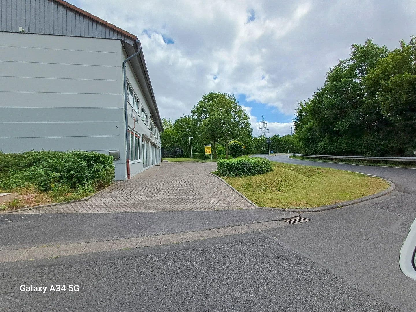 Prenájom nebytového priestoru 1.000 m², Wartburgstr. 5, Eisenach, Durínsko Prenájom nebytového priestoru 1.000 m², Wartburgstr. 5, Eisenach, Durínsko