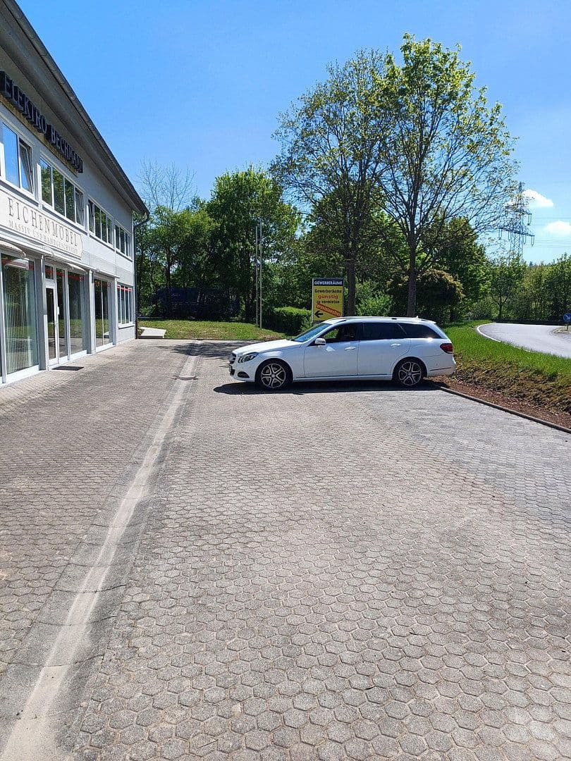 Prenájom nebytového priestoru 1.000 m², Wartburgstr. 5, Eisenach, Durínsko Prenájom nebytového priestoru 1.000 m², Wartburgstr. 5, Eisenach, Durínsko