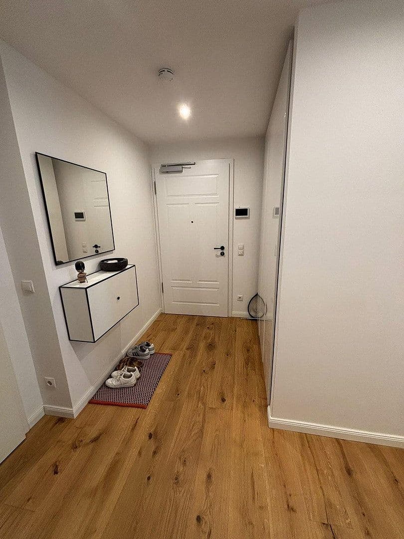 Prenájom bytu 4-izbový 121 m², Karwinskistr., 61, München, Bavorsko Prenájom bytu 4-izbový 121 m², Karwinskistr., 61, München, Bavorsko