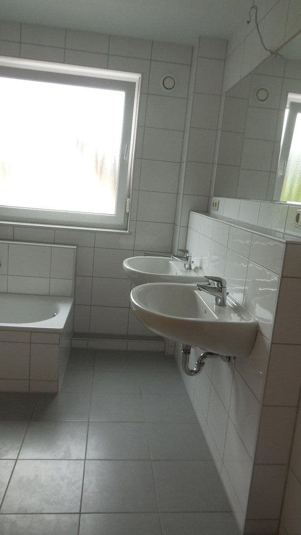 Predaj domu 540 m², pozemok 946 m², Lienert Str. 27, Oyten, Dolné Sasko Predaj domu 540 m², pozemok 946 m², Lienert Str. 27, Oyten, Dolné Sasko