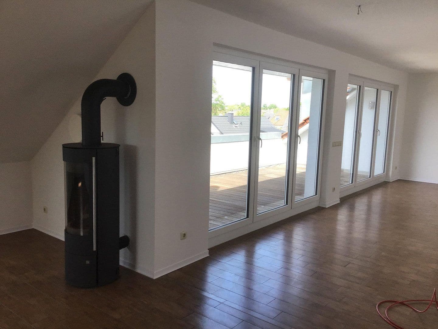 Predaj domu 540 m², pozemok 946 m², Lienert Str. 27, Oyten, Dolné Sasko Predaj domu 540 m², pozemok 946 m², Lienert Str. 27, Oyten, Dolné Sasko
