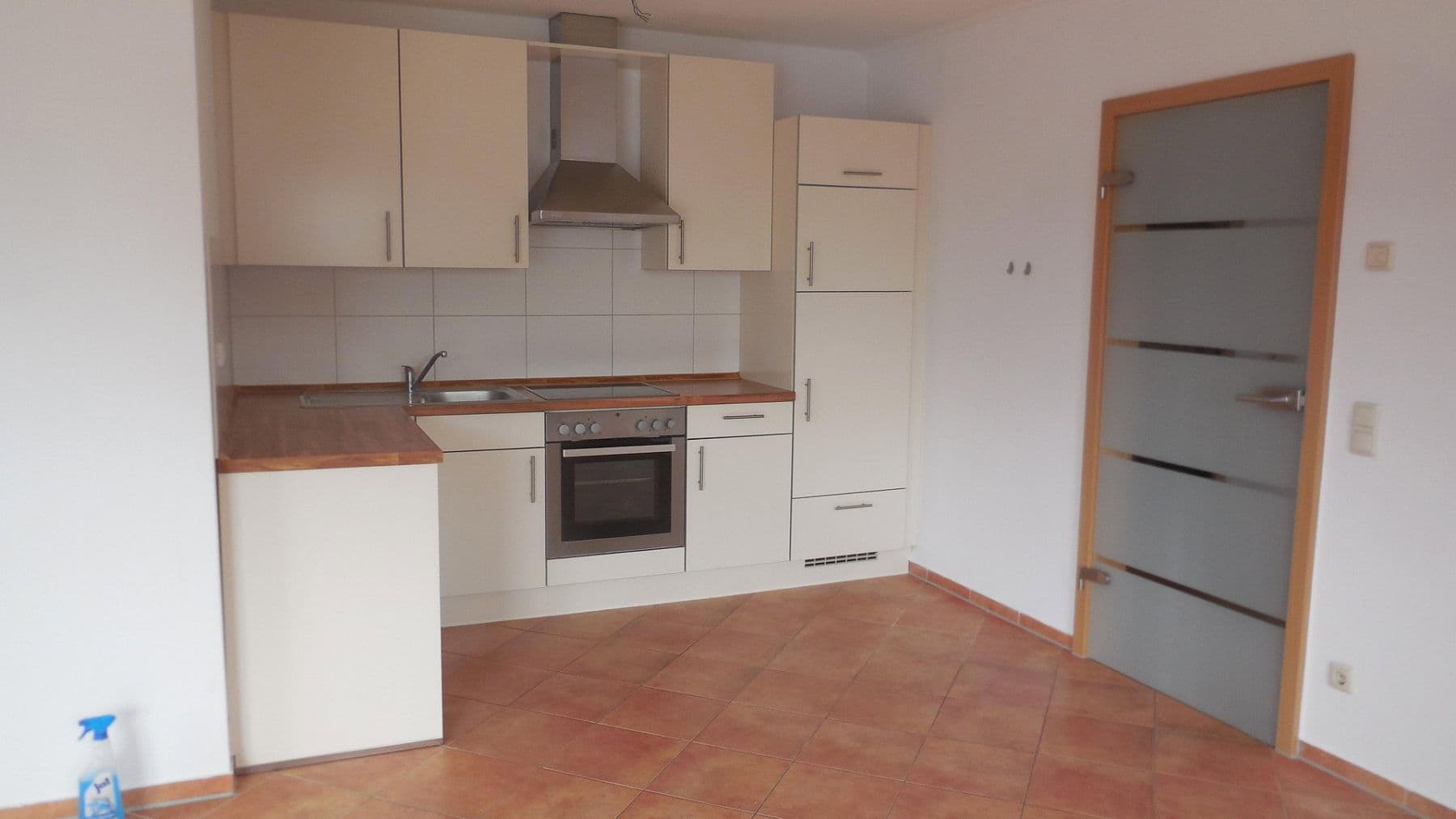 Predaj domu 540 m², pozemok 946 m², Lienert Str. 27, Oyten, Dolné Sasko Predaj domu 540 m², pozemok 946 m², Lienert Str. 27, Oyten, Dolné Sasko