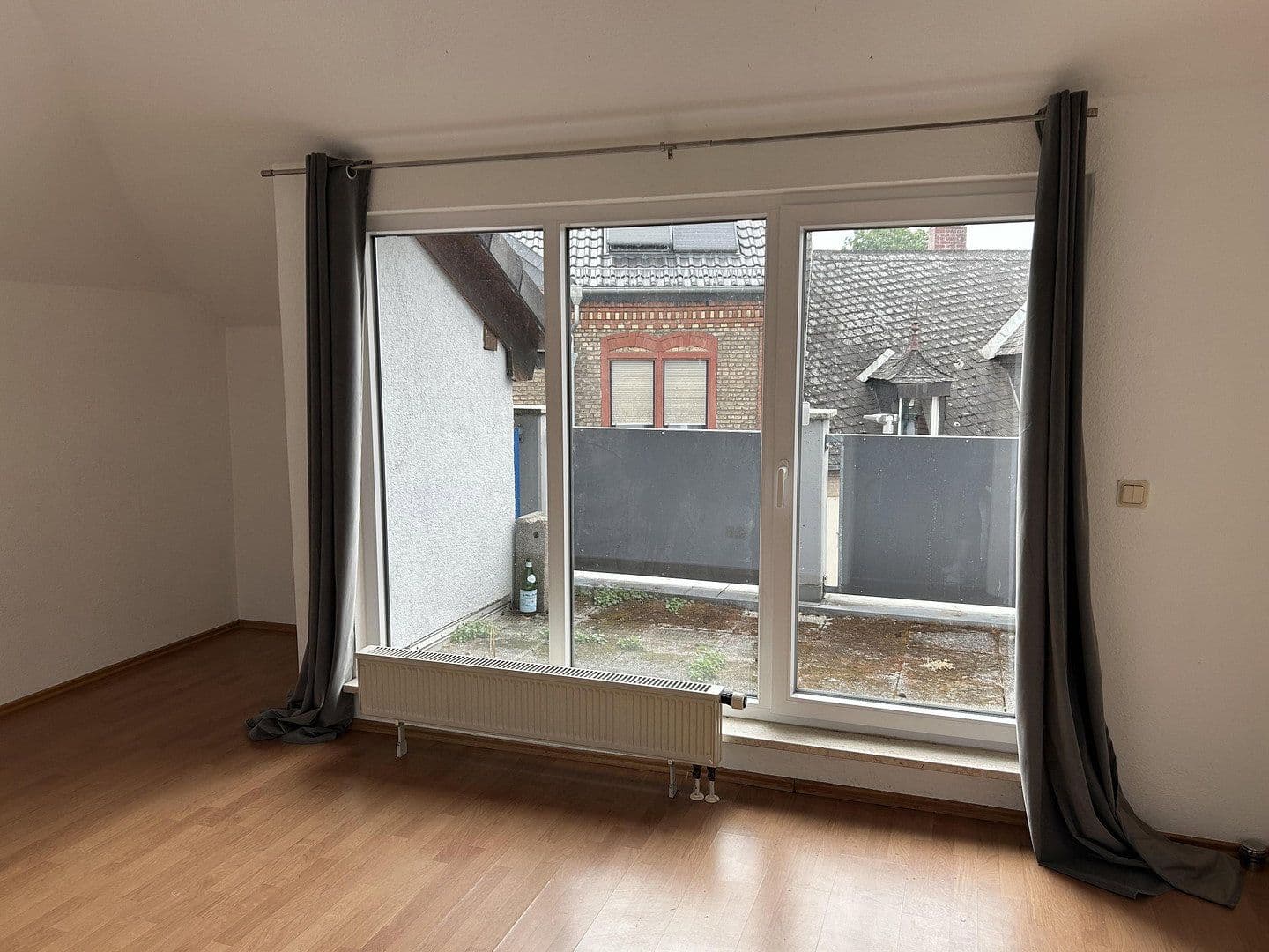 Prenájom bytu 2-izbový 52 m², Oestrich-Winkel, Hesensko Prenájom bytu 2-izbový 52 m², Oestrich-Winkel, Hesensko