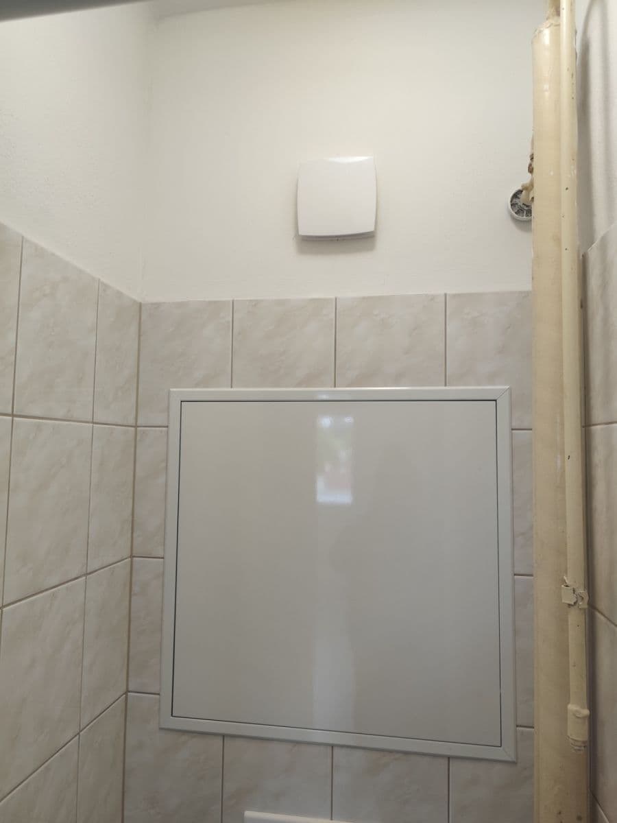 Prenájom bytu 2-izbový 60 m², Mírové náměstí, Dobříš, Středočeský kraj Prenájom bytu 2-izbový 60 m², Mírové náměstí, Dobříš, Středočeský kraj