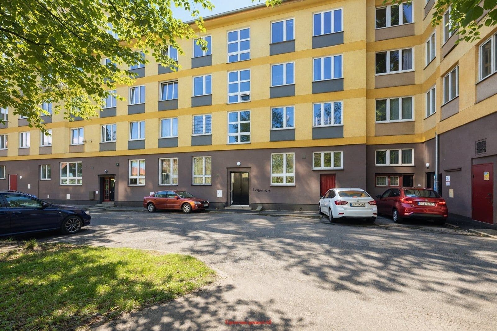 Prenájom bytu 3-izbový 74 m², Čapkova, Karviná, Moravskoslezský kraj Prenájom bytu 3-izbový 74 m², Čapkova, Karviná, Moravskoslezský kraj