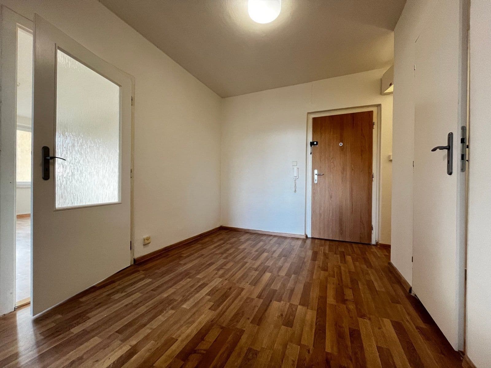 Prenájom bytu 3-izbový 68 m², Okružní, Orlová, Moravskoslezský kraj Prenájom bytu 3-izbový 68 m², Okružní, Orlová, Moravskoslezský kraj
