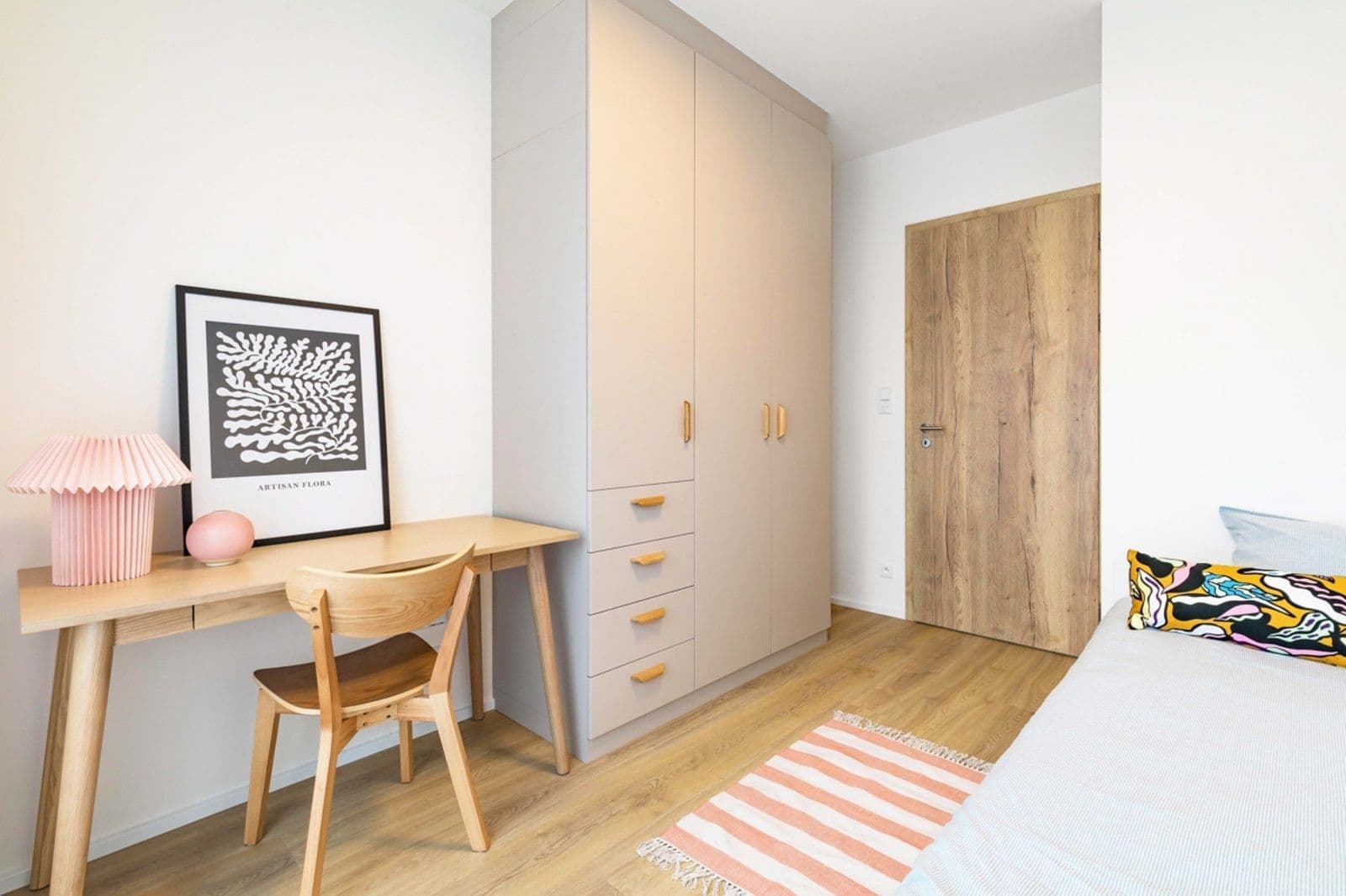 Prenájom bytu 3-izbový 62 m², Vrbenského, Praha, Praha Prenájom bytu 3-izbový 62 m², Vrbenského, Praha, Praha