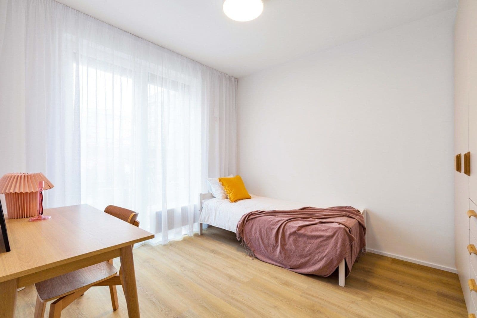 Prenájom bytu 3-izbový 62 m², Vrbenského, Praha, Praha Prenájom bytu 3-izbový 62 m², Vrbenského, Praha, Praha