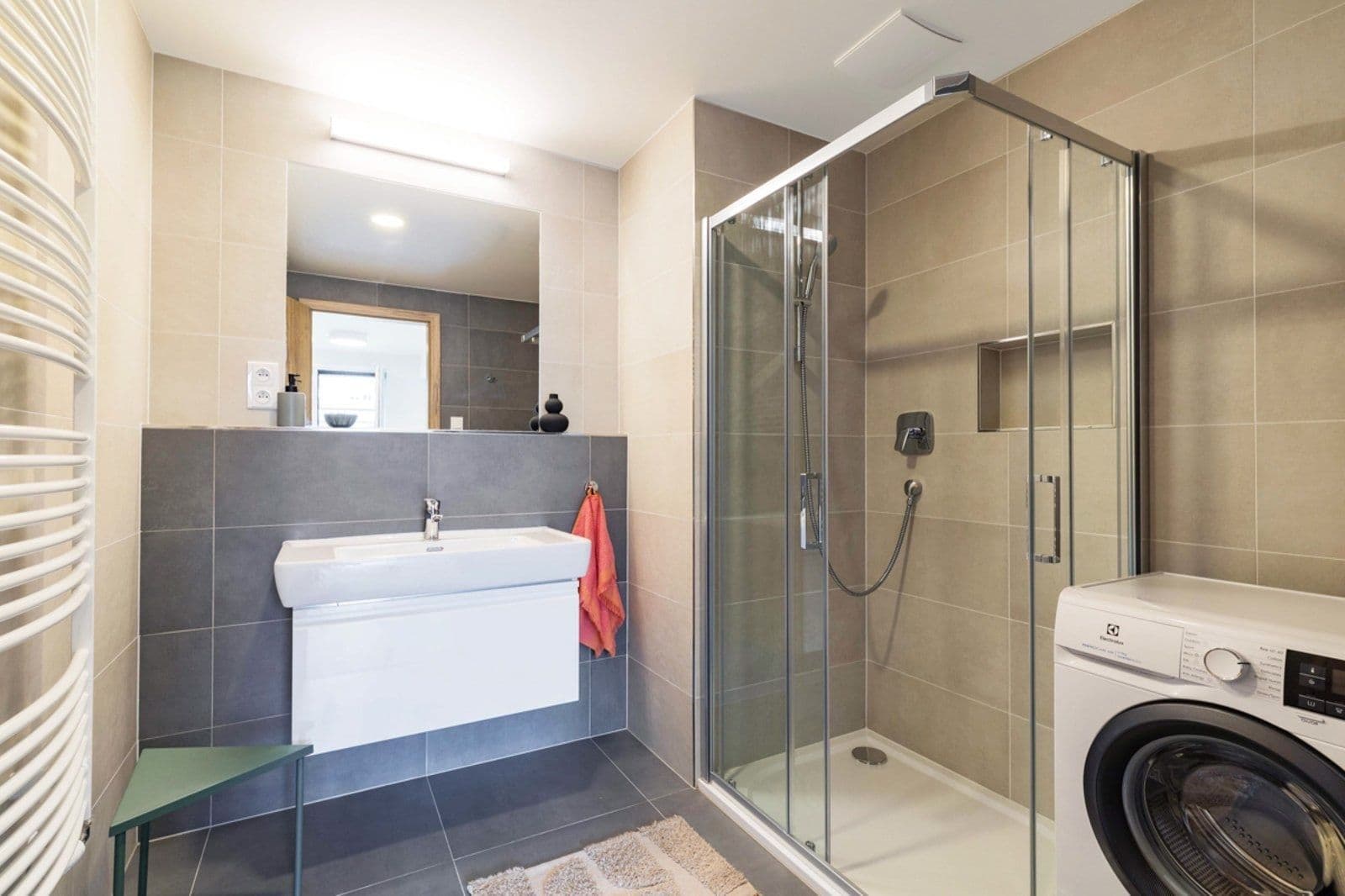 Prenájom bytu 3-izbový 62 m², Vrbenského, Praha, Praha Prenájom bytu 3-izbový 62 m², Vrbenského, Praha, Praha