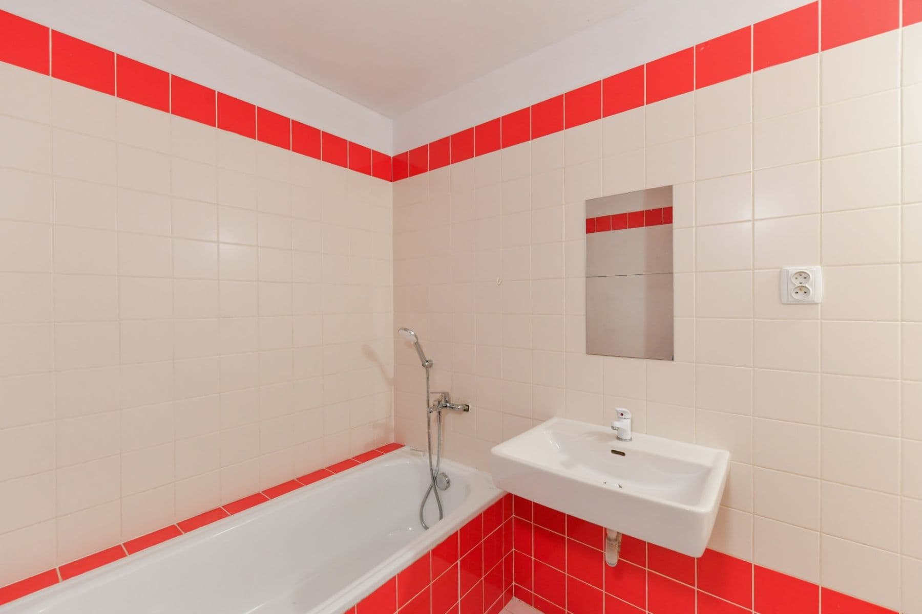 Prenájom bytu 2-izbový 53 m², Slovinská, Praha, Praha Prenájom bytu 2-izbový 53 m², Slovinská, Praha, Praha