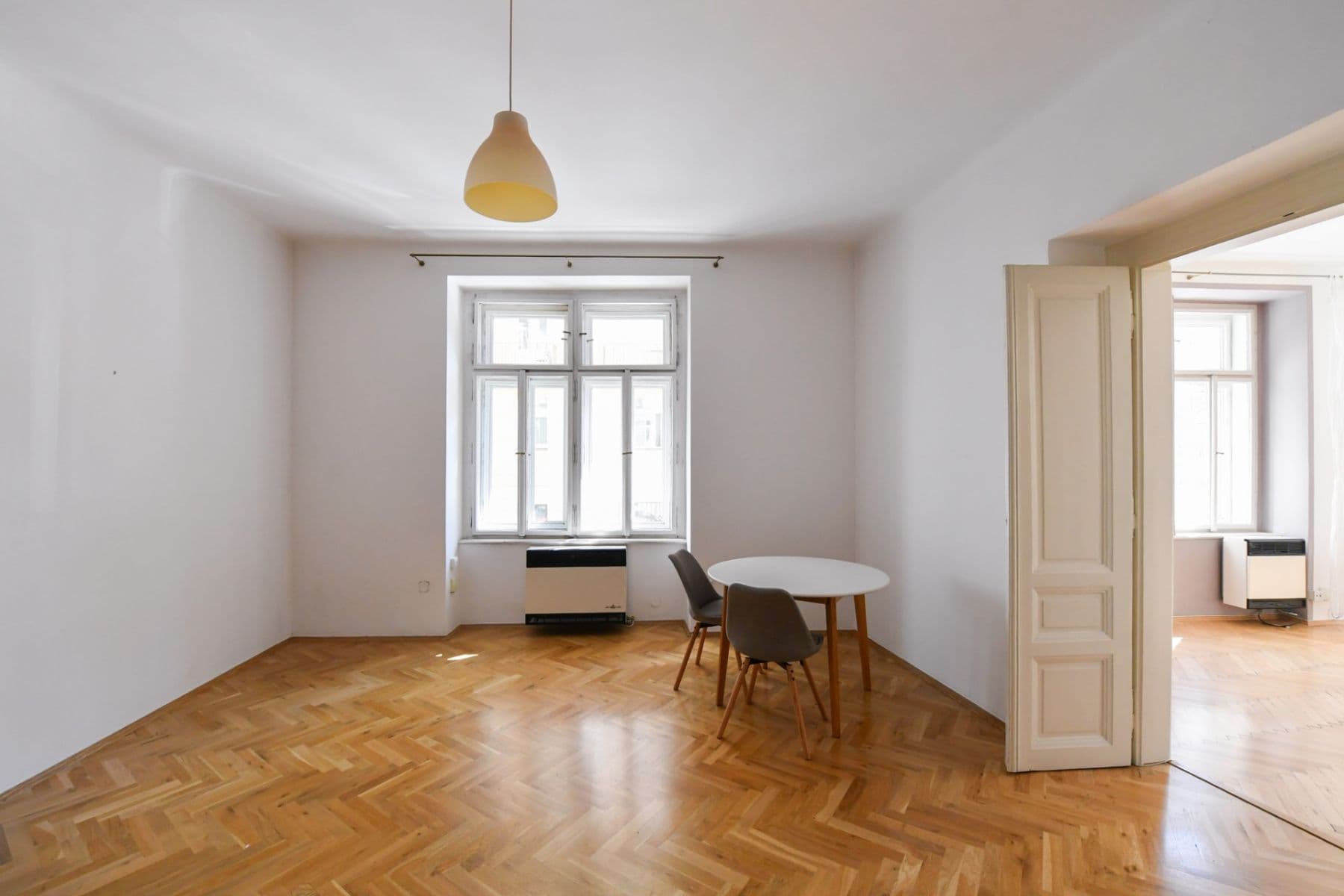 Prenájom bytu 2-izbový 53 m², Slovinská, Praha, Praha Prenájom bytu 2-izbový 53 m², Slovinská, Praha, Praha