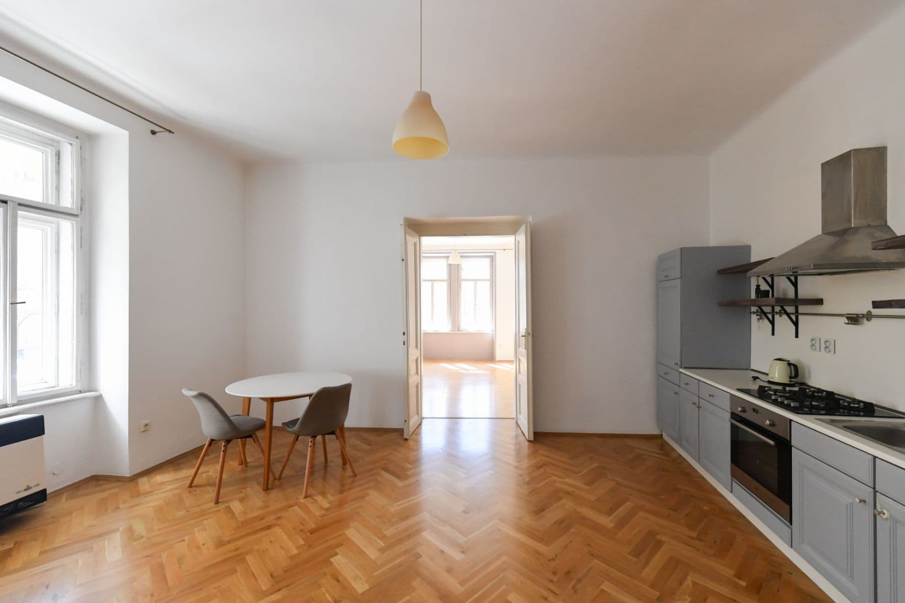 Prenájom bytu 2-izbový 53 m², Slovinská, Praha, Praha Prenájom bytu 2-izbový 53 m², Slovinská, Praha, Praha