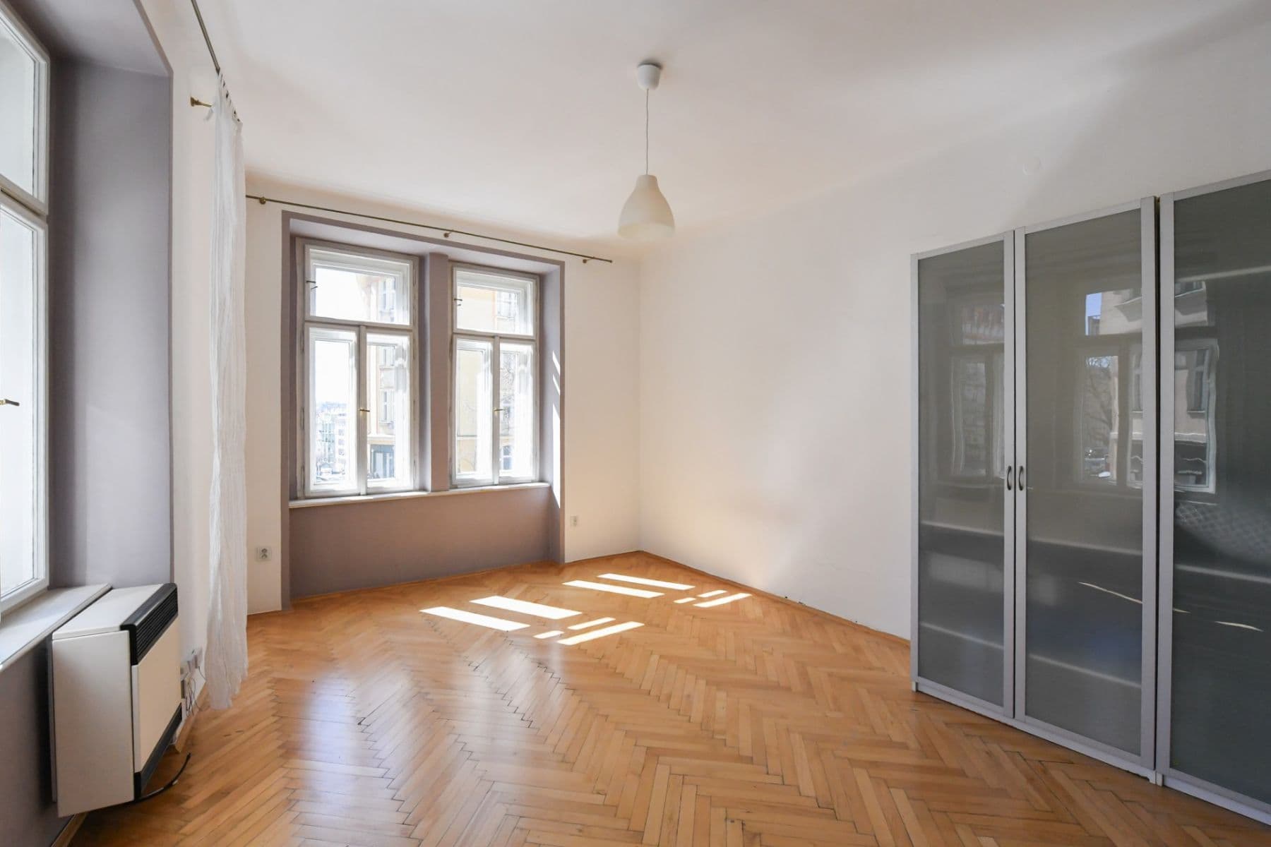 Prenájom bytu 2-izbový 53 m², Slovinská, Praha, Praha Prenájom bytu 2-izbový 53 m², Slovinská, Praha, Praha