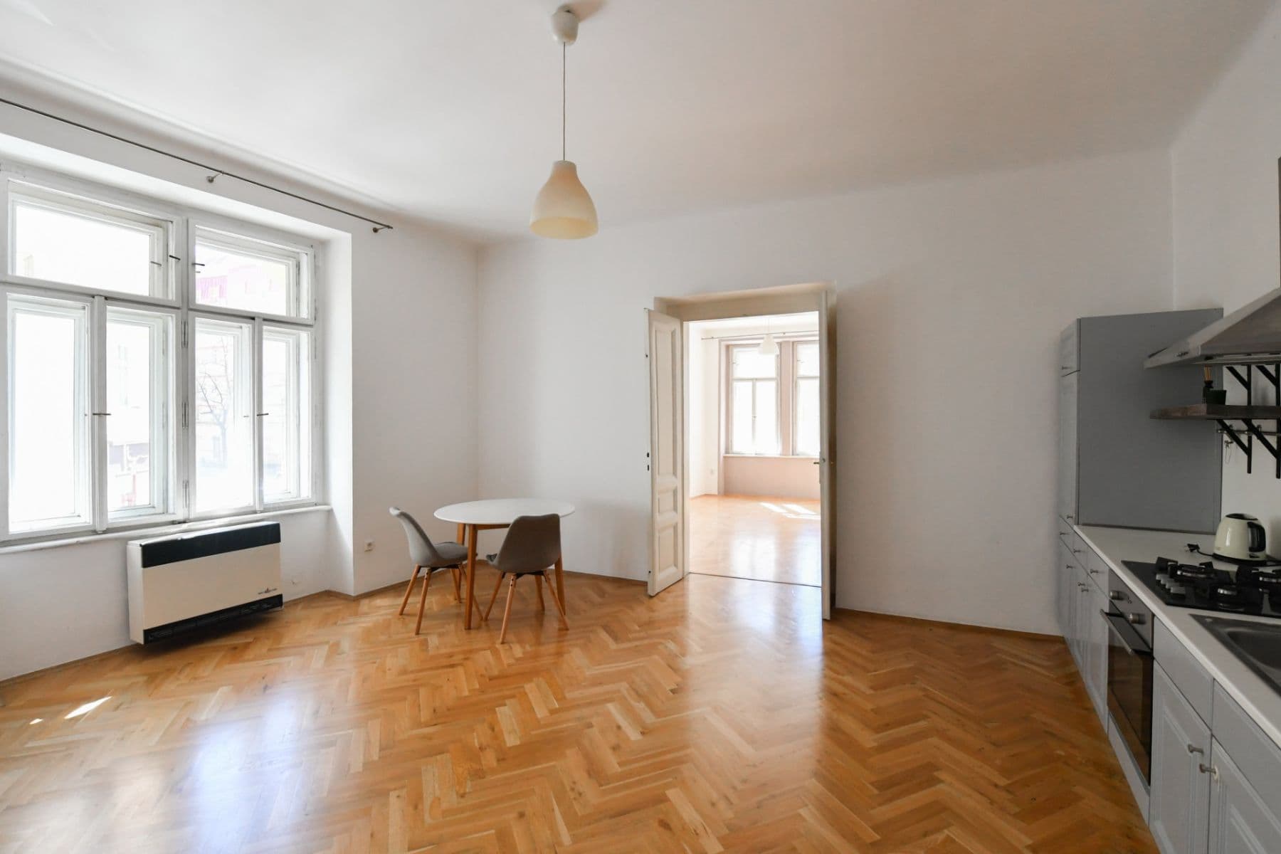 Prenájom bytu 2-izbový 53 m², Slovinská, Praha, Praha Prenájom bytu 2-izbový 53 m², Slovinská, Praha, Praha